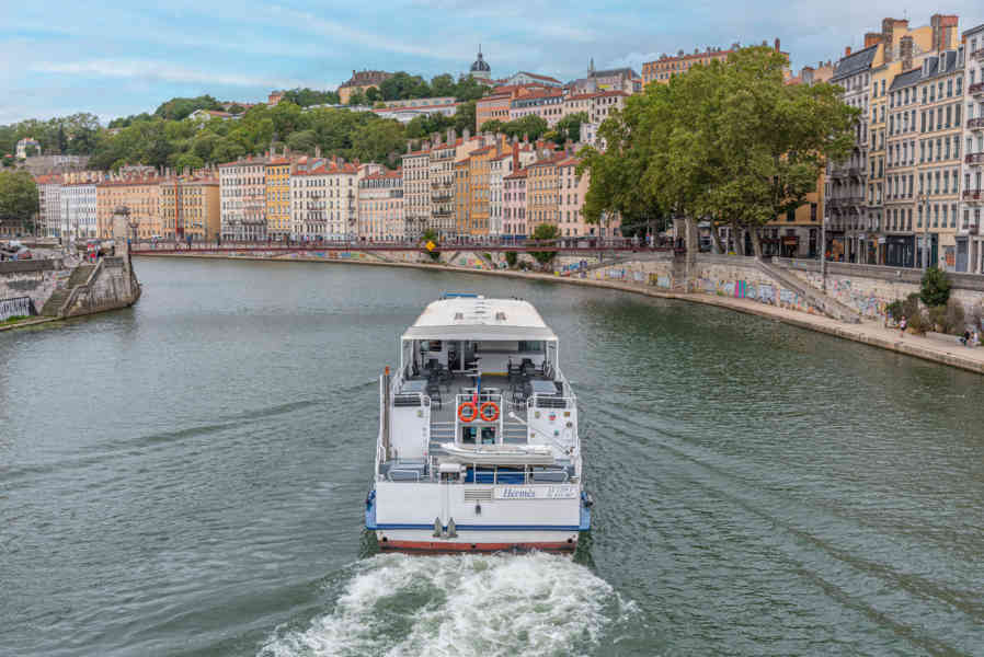 Francia - Lyon 091 - rio Ródano.jpg